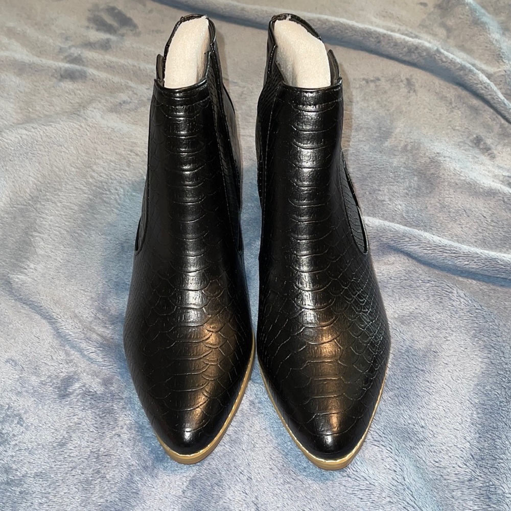 Womens ankle boots Wow best deal ever